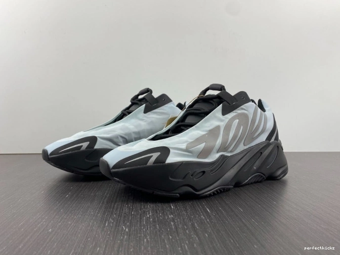 Boost GZ0711 Tint 700 Blue MNVN Adidas Yeezy 0804